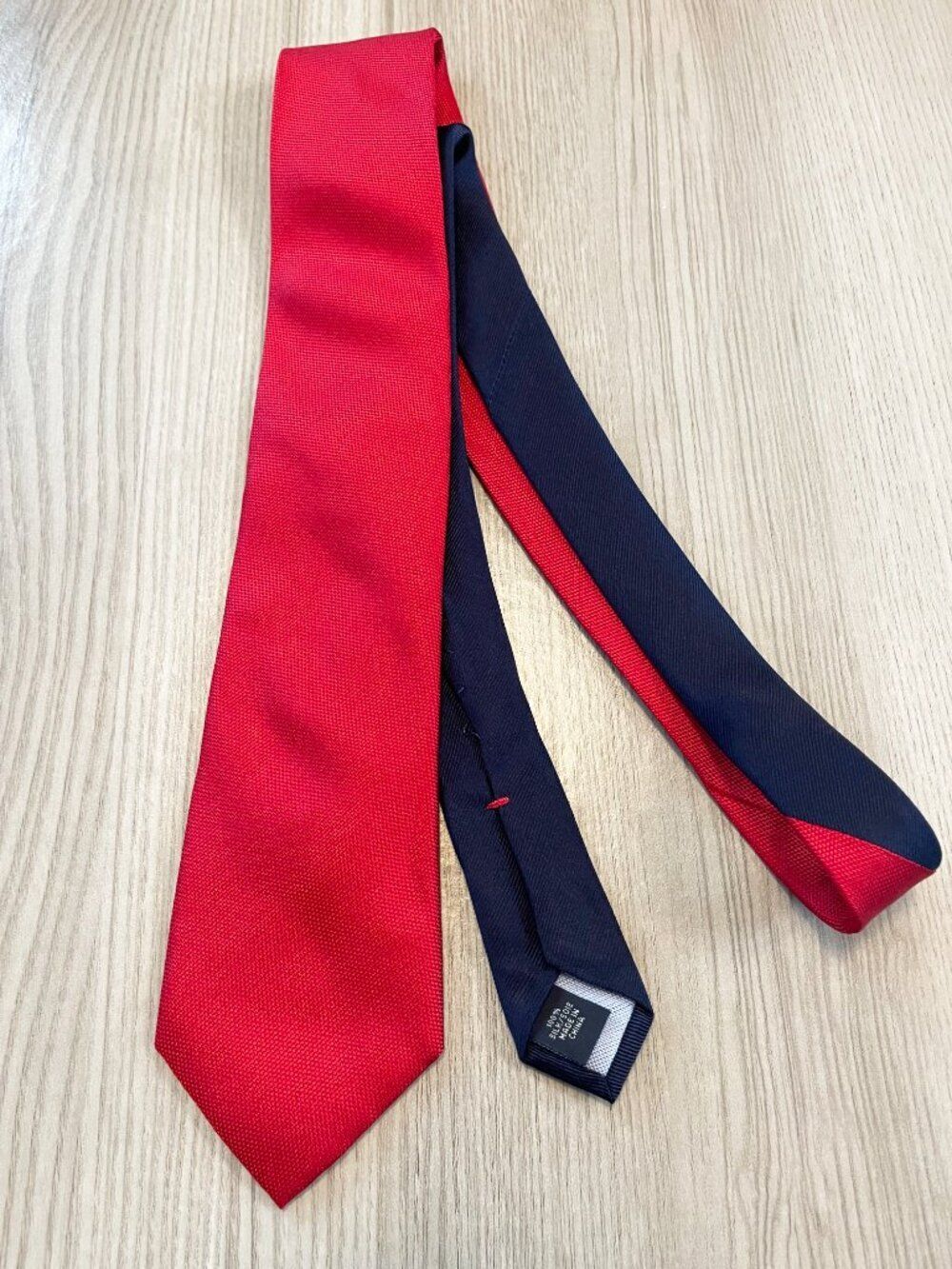 Tommy Hilfiger Men’s Red Solid Silk Tie Classic Preppy Necktie Office Preppy